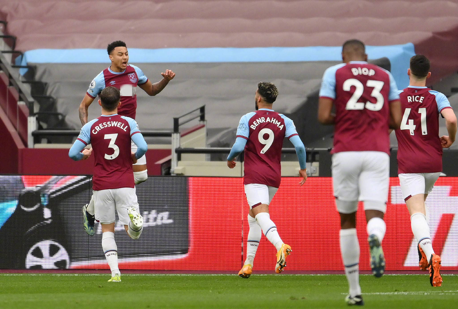 的社交影响 的社交影响